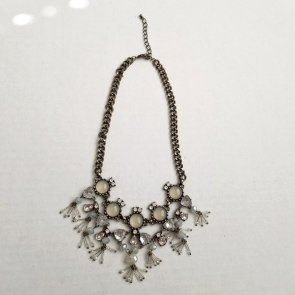 Target statement necklace rhinestone beads with antique brass coloring, women’s - Picture 2 of 4